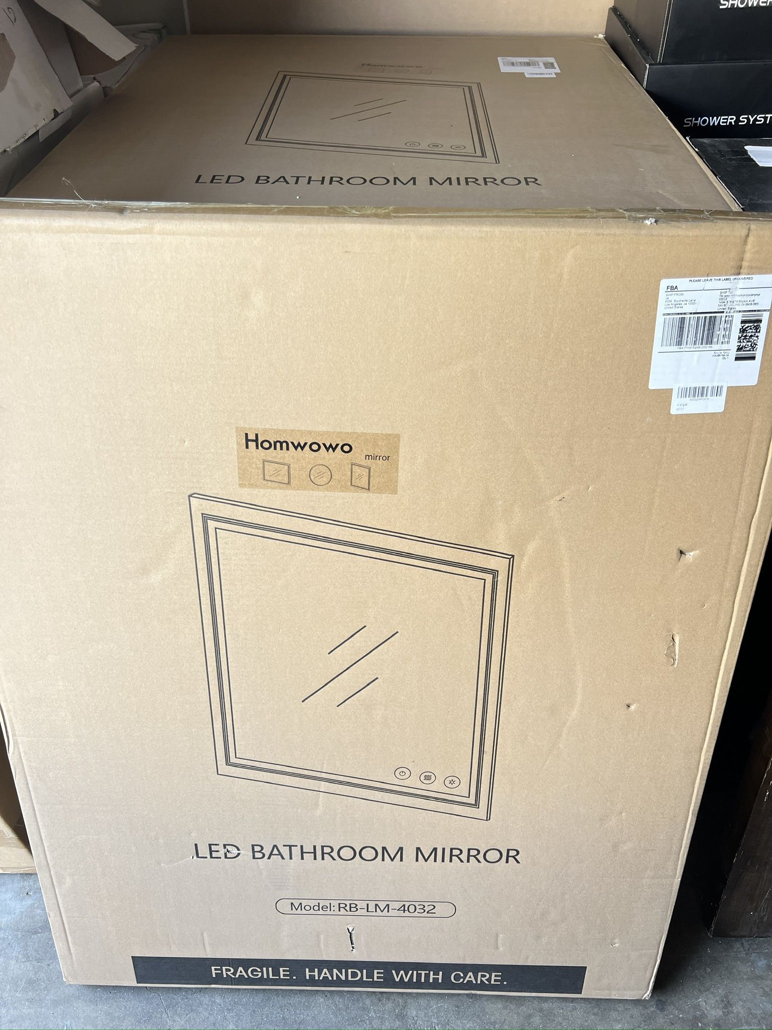 40x 32 Bathroom Mirror LED Mirror NEW IN BOX