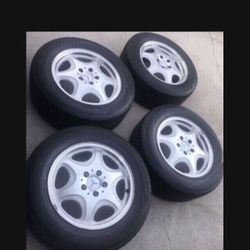 4 —- 225/60r16 5x112 5x4.41 Stock Mercedes S420 Rims Wheels With Tires 80% Treads !!!!!!!!