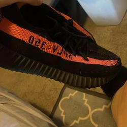 Yeezy Sply-350 Pair Of Shoes