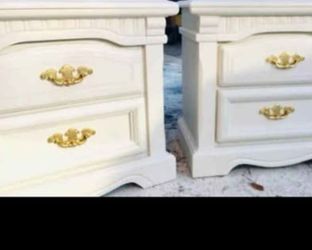 Gorgeous Wood Nightstands 