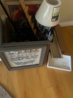 Free Box of Decor