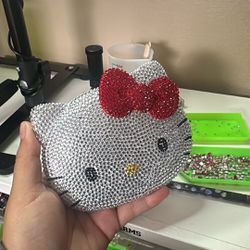 Bedazzle Impression Hello Kitty Light Up Mirror 