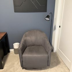 Free - Swivel Chair