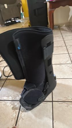 Walking boot