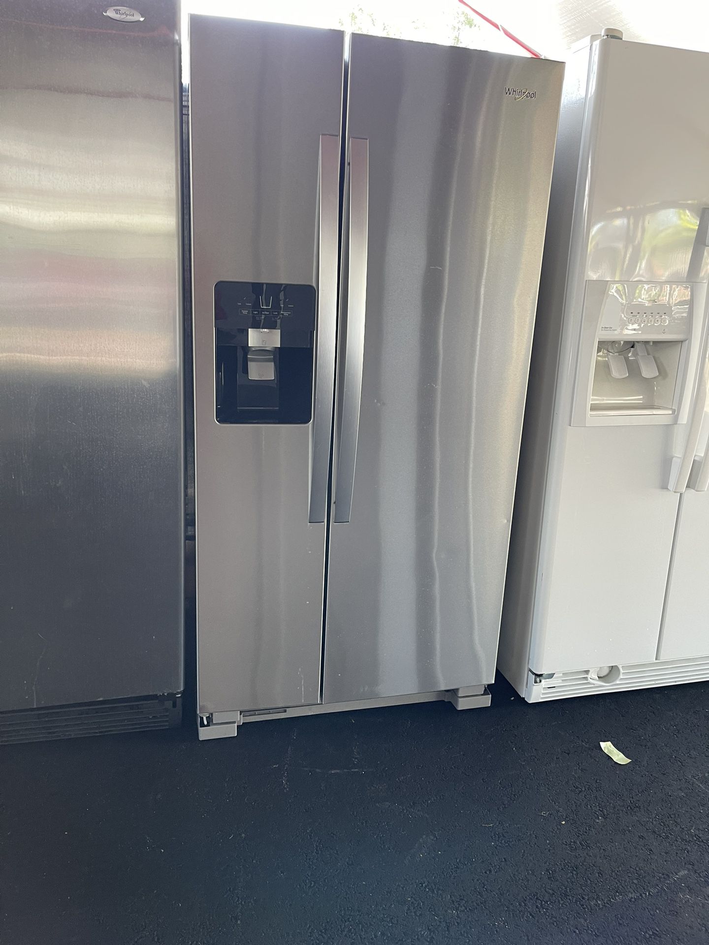 Whirlpool Side By Side Refrigerator 33 Inch Wide ,2021