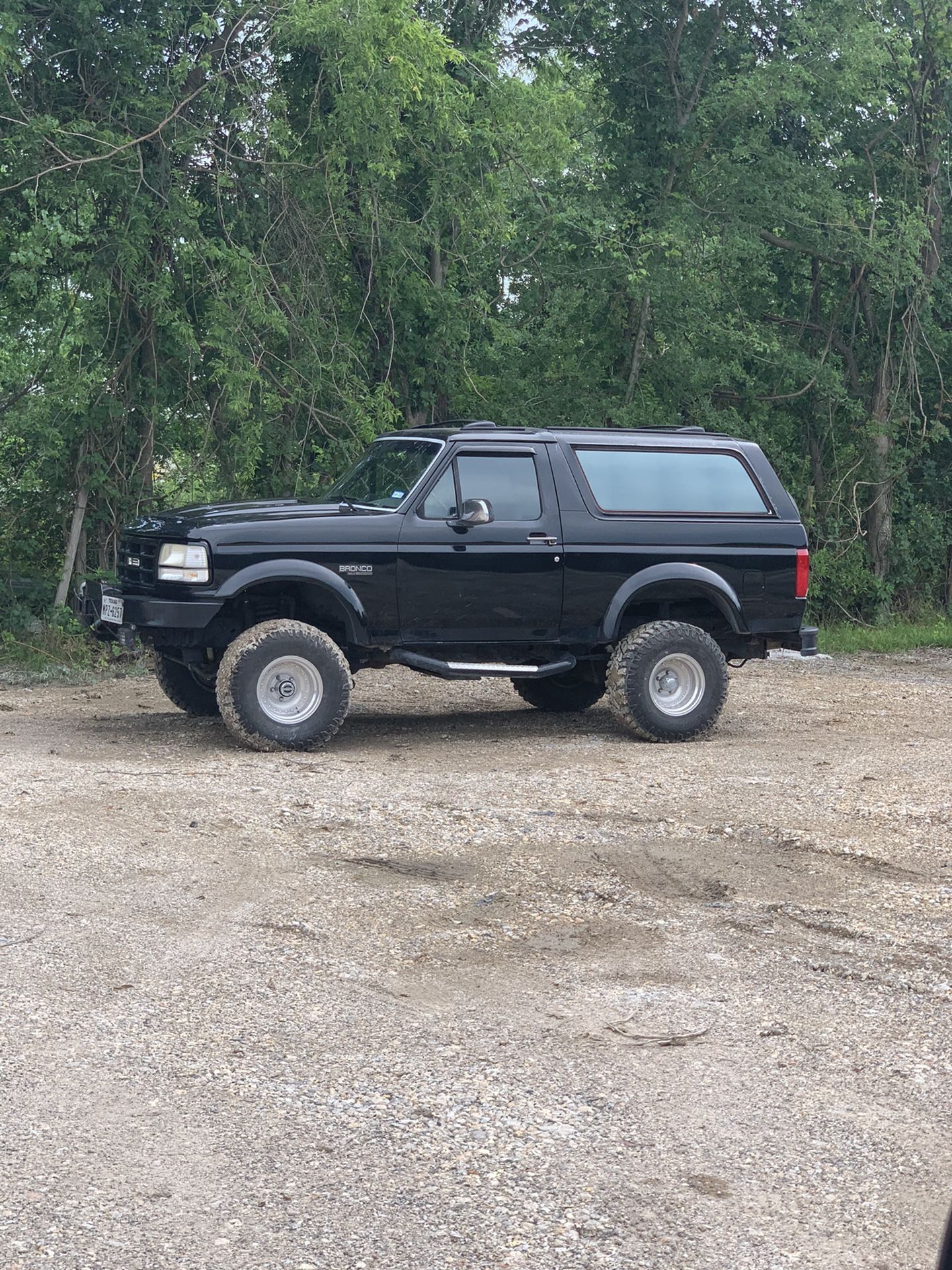 FORD BRONCO 1993 lift kit 6in for Sale in Baytown, TX OfferUp