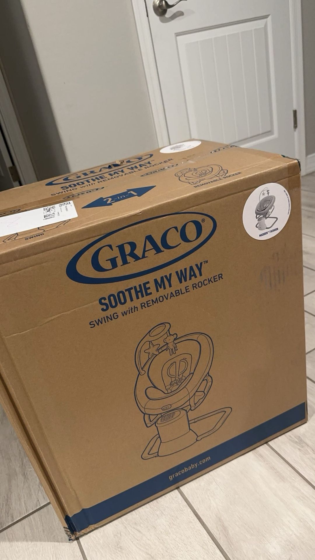 BRAND NEW GRACO SOOTHE MY WAY SWING