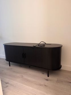 Tv console