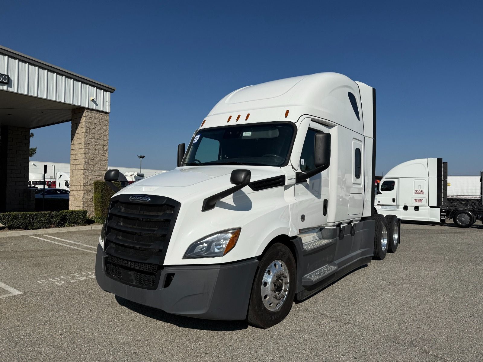 2021 FREIGHTLINER CASCADIA - DD15 505HP - OEM WARRANTY INCLUDED - $5K DOWN PAYMENT MATCH!!