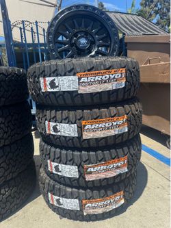 Set 17 inch rims 265/70r17 arroyo R/T INSTALLED AND BALANCED