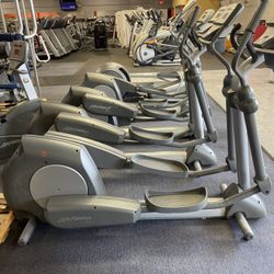 Life Fitness Commercial 91XI Preowned Elliptical