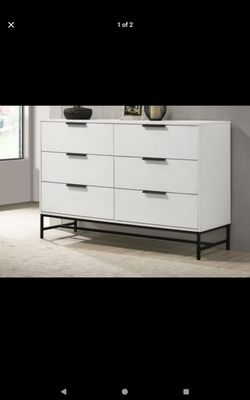 New! 57"W Sonora 6- Drawers Bedroom Dresser White. 