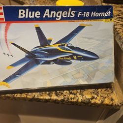 Revell Blue Angels F-18 Model 1:48 Scale