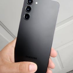 Samsung galaxy s23 plus 256 GB para las compañías t-mobile y metro PCS