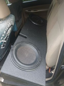 Subwofer 12s for toyota tacoma
