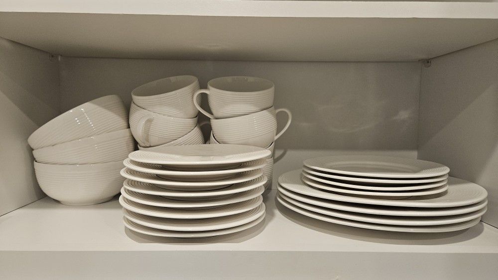FREE. Dishware Set for 4 And Cups For 8