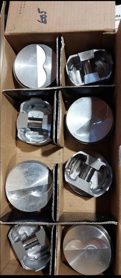 Chevy 383 hypereutectic pistons 4.030 bore 3.48 stroke 5.7 rods