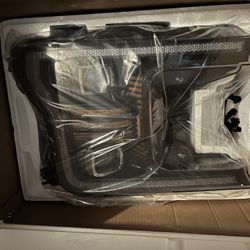 2018-2020 Ford F-150 VLAND Headlights