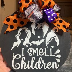 Hocus pocus Door Hanger