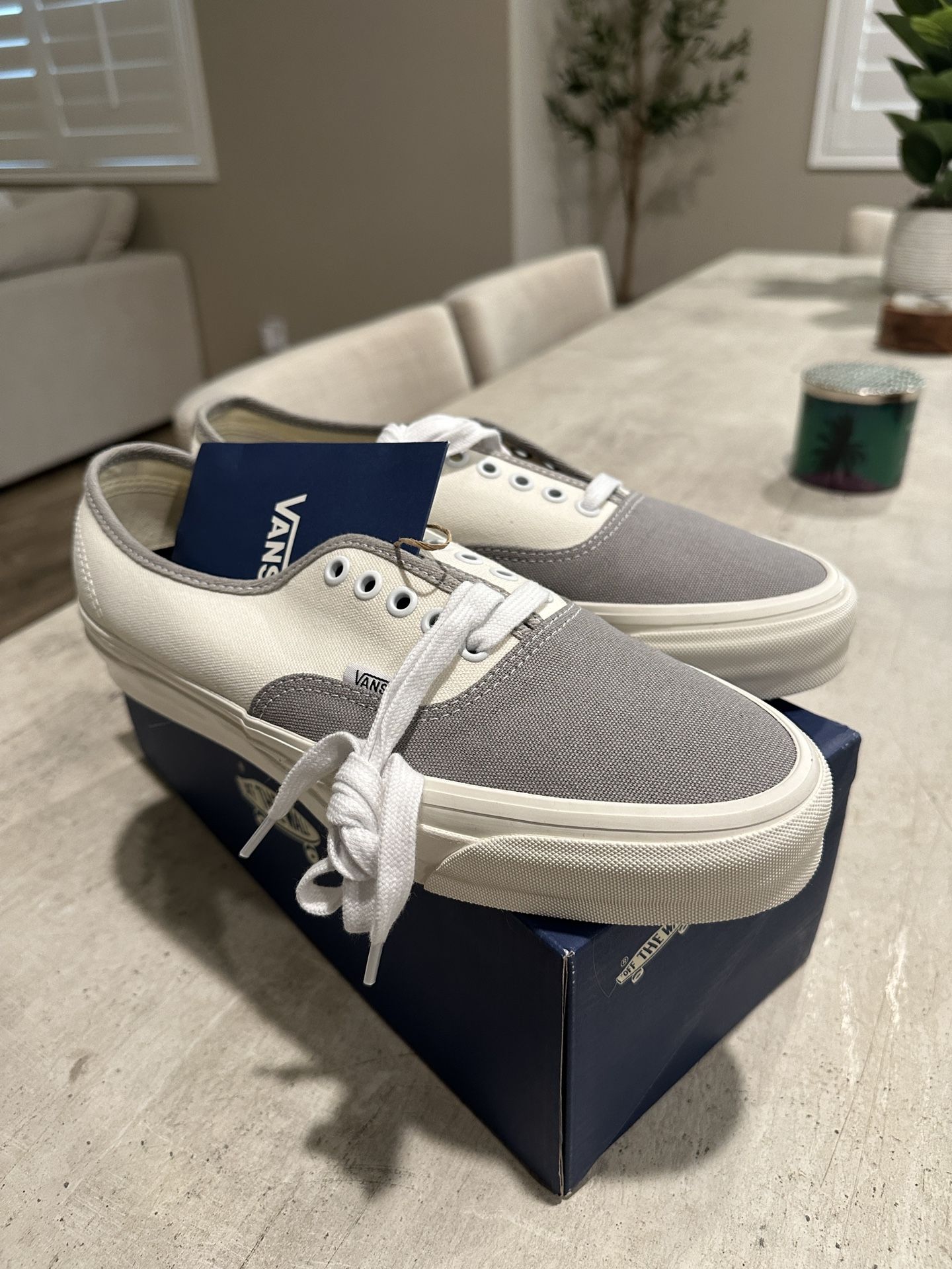 Vans Authentic Mens Size 10