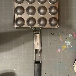 Williams Sonoma meatball grill basket