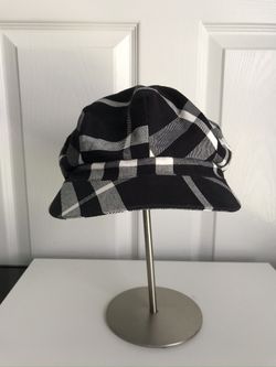 Burberry London Hat Cap - Medium