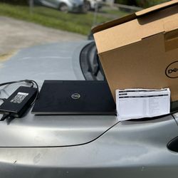 FOR SALE: “DELL G7” LAPTOP 1TB SSD – LIKE NEW / WITH BOX & CHARGER – $650 FIRM