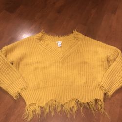 Woman’s Boutique Fringe Sweater Shipping Available 
