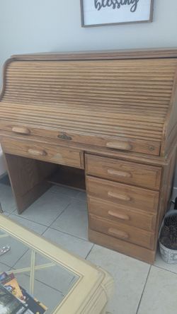 Roll Top Up Desk