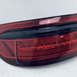 2019-2021 AUDI A8 LEFT DRIVER SIDE TAIL LIGHT LED OEM 