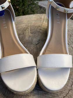 White Esprit Espadrille Wedges, size 8.5