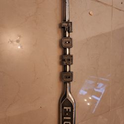 Ford F 100 Emblem