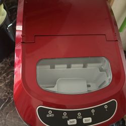 Ice Maker 