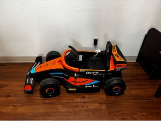Huffy 12v McLaren ride on car- TULARE!!