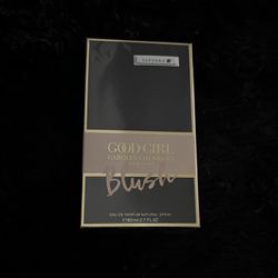 Carolina Herrera blush