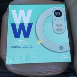 WW Digital Tracker Scale