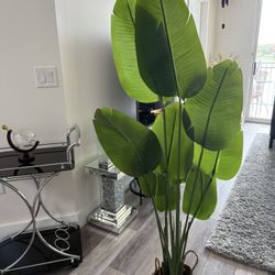 Pretty Artificial Plant 5 Ft Tall! Brand  New