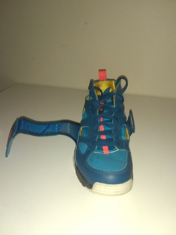 Nike air trainer hurache green abyss/blue lagoon. Size 5.5 kids