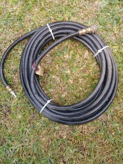 Heavy duty air hose.
