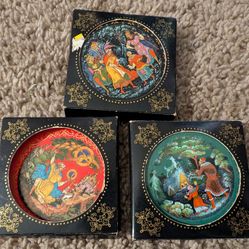 Vintage 1990 Russian Palekh Porcelain Christmas Ornaments Set of 3 w/ Boxes