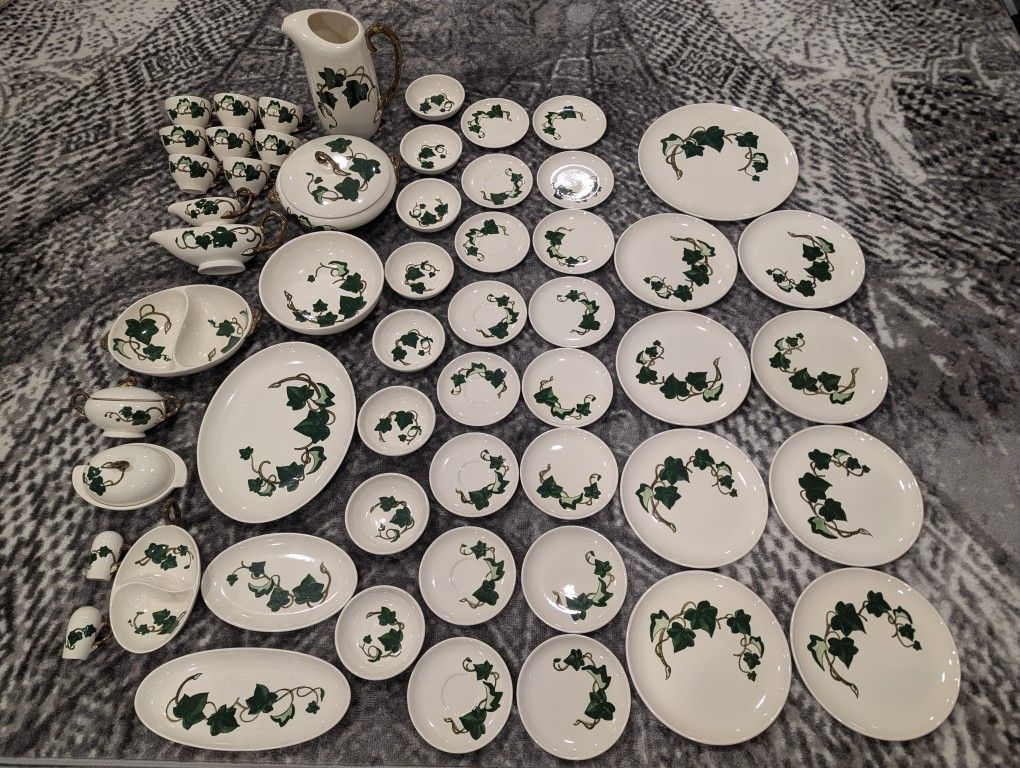Vintage Metlox Poppytrail “California Ivy” Hand-Painted Dinnerware – 58 Pieces, Excellent Condition
