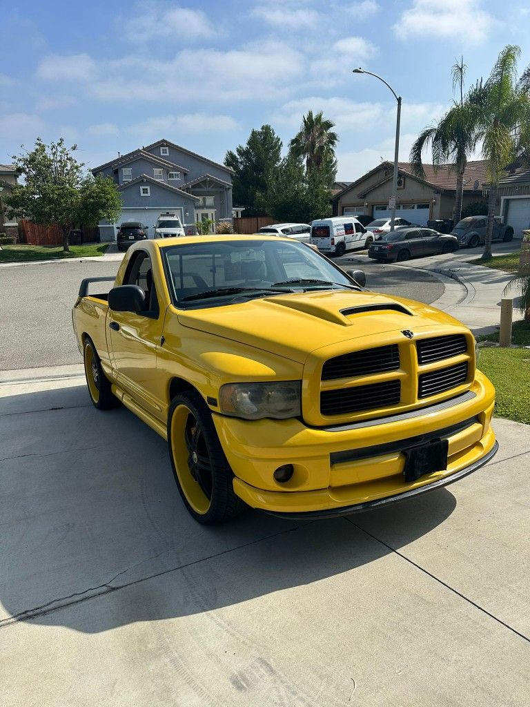 Dodge Rumble Bee 2004