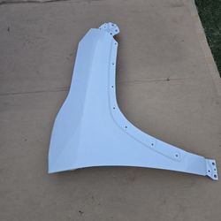 2019-2025 TOYOTA RAV4  RIGHT FENDER OEM
