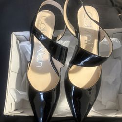 Calvin Klein Larin Women’s Shoe Size 7.5 M