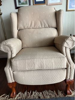 La-z Boy Beige Recliner