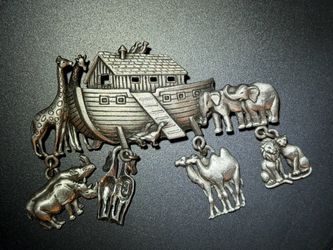 Vintage JJ Noah’s Ark Brooch with Dangling Animals