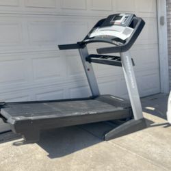 Treadmill Inclined And Foldable 