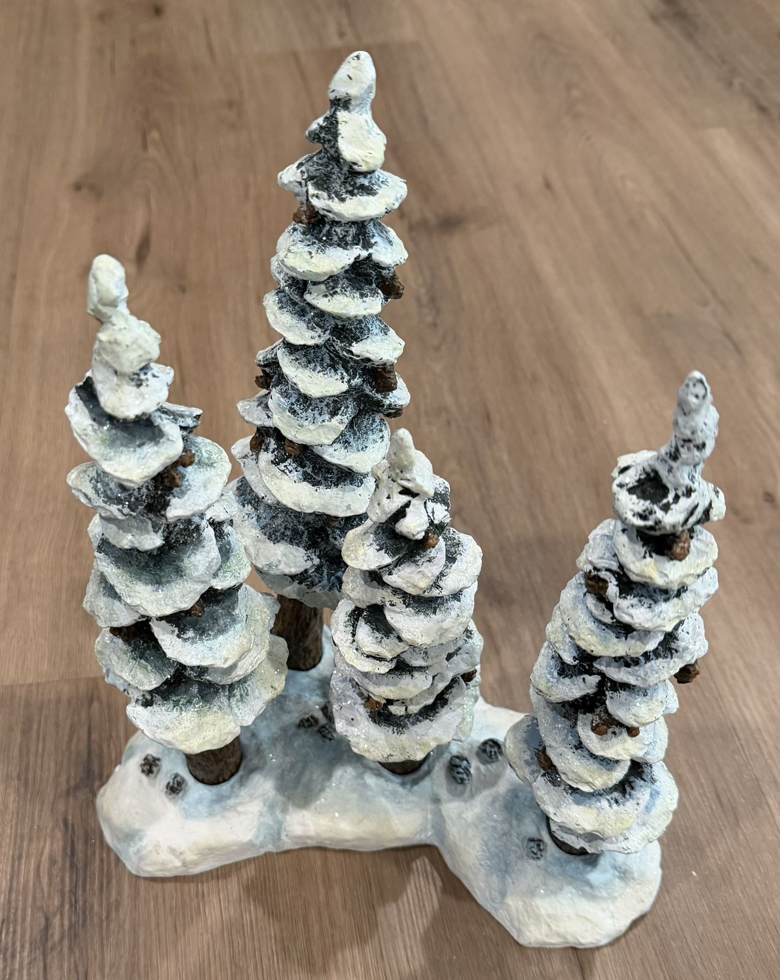 Dept. 56 Village Pole Pine Forest 5527-1 Cold Cast Porcelain