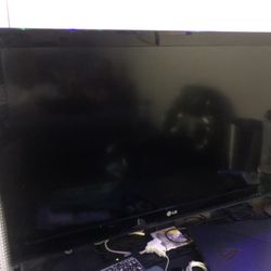 42” LG TV