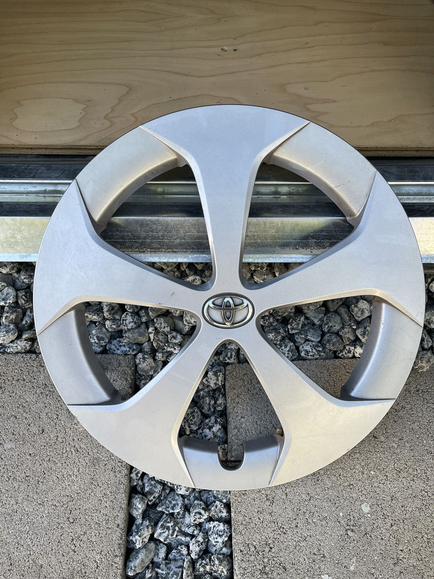 2010-2015 Toyota Prius Hubcaps